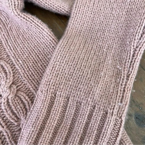 Vince Cashmere Shrunken Cable Sweater Women’s Medium Blush Cable-knit Cozy - Picture 6 of 9
